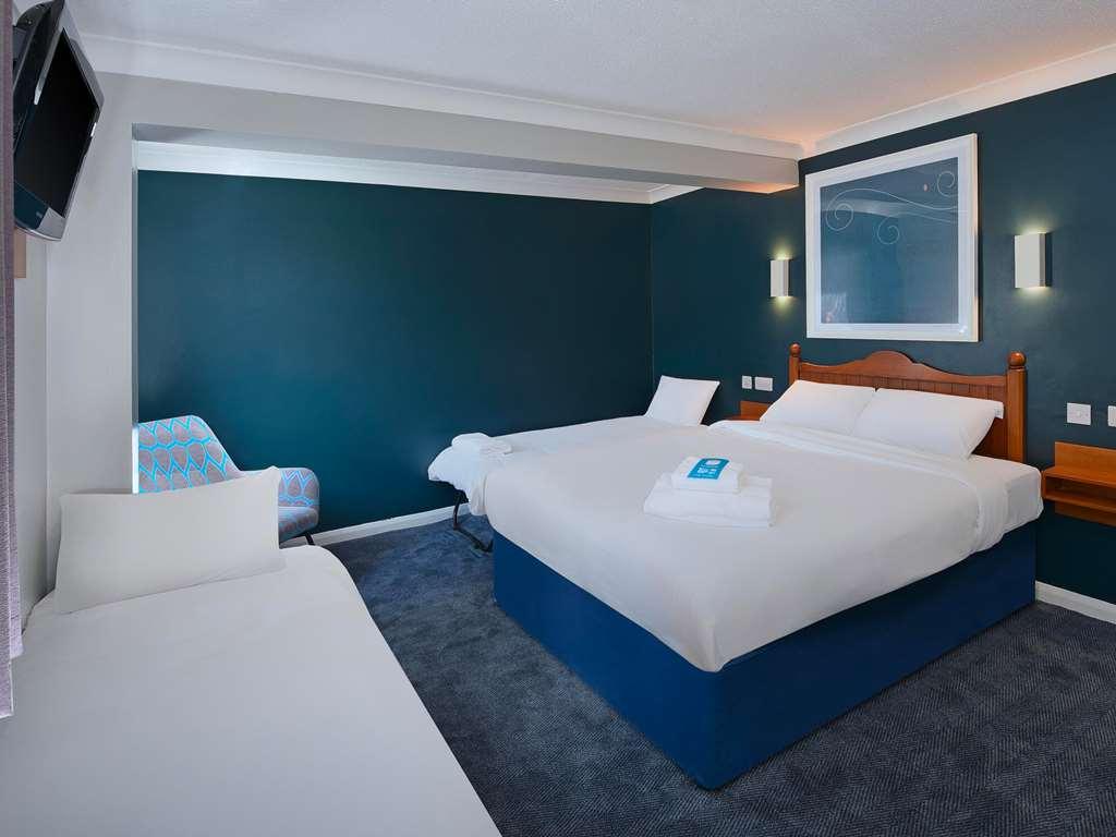 Travelodge Redhill Redhill  Szoba fotó