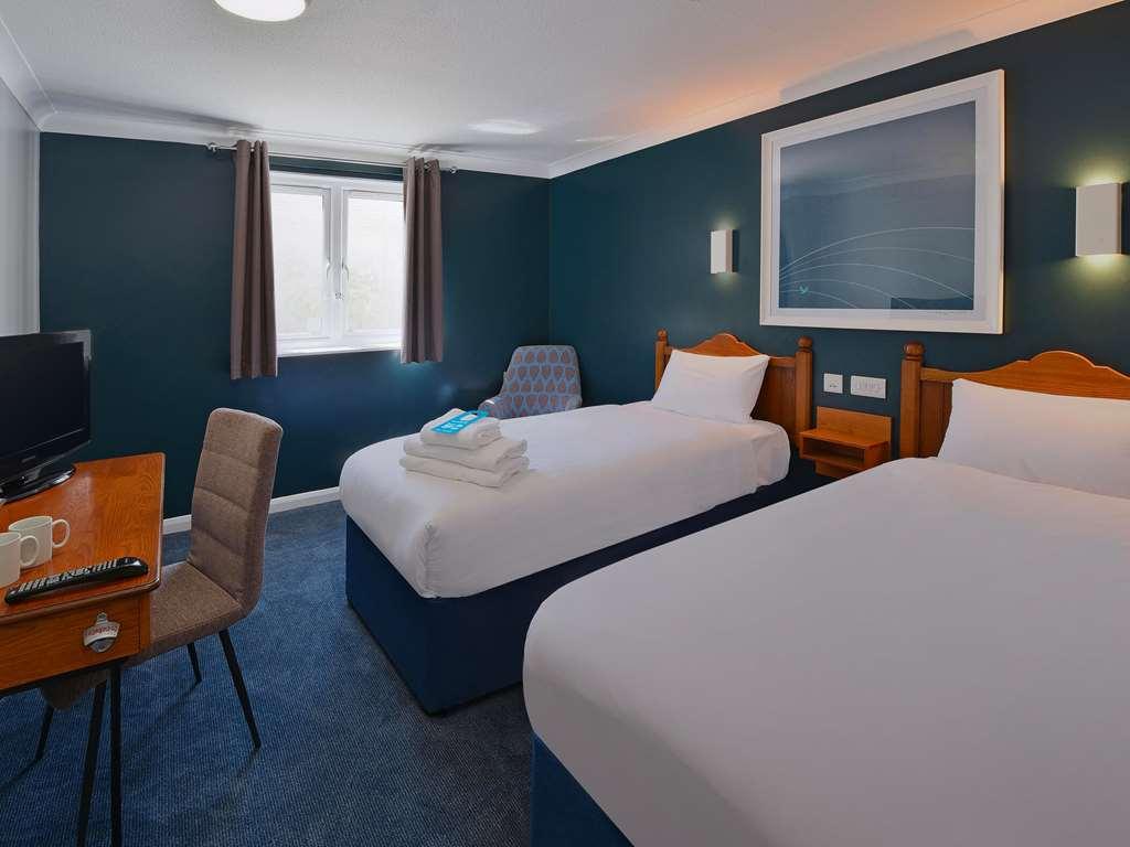Travelodge Redhill Redhill  Szoba fotó